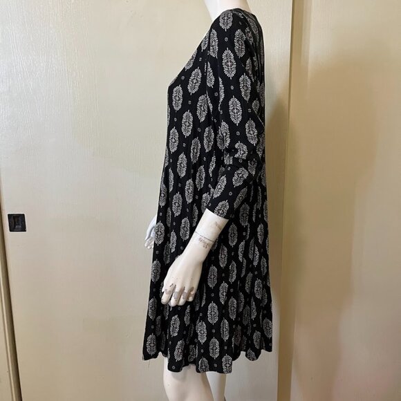 Torrid Mini Challis Trapeze Dress 00 - Picture 2 of 5